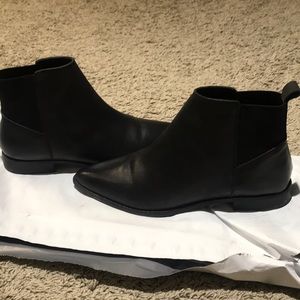 Asos Chelsea boots in UK size 8/ US size 10
